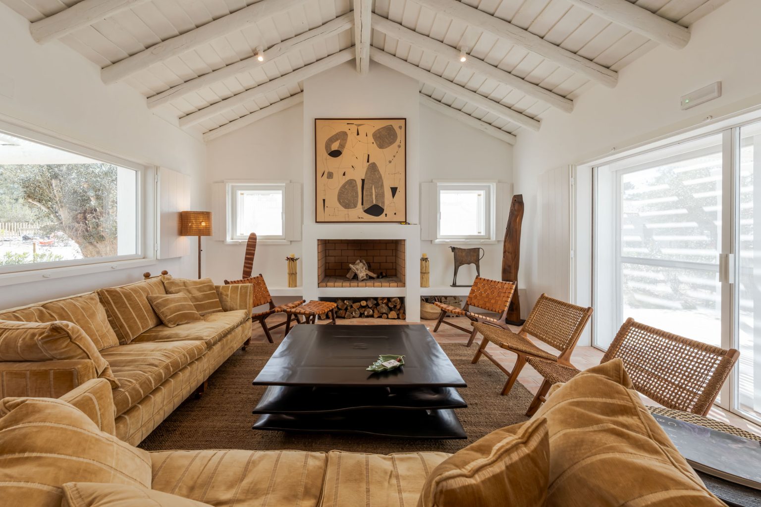 paloubaitalivingroom_3